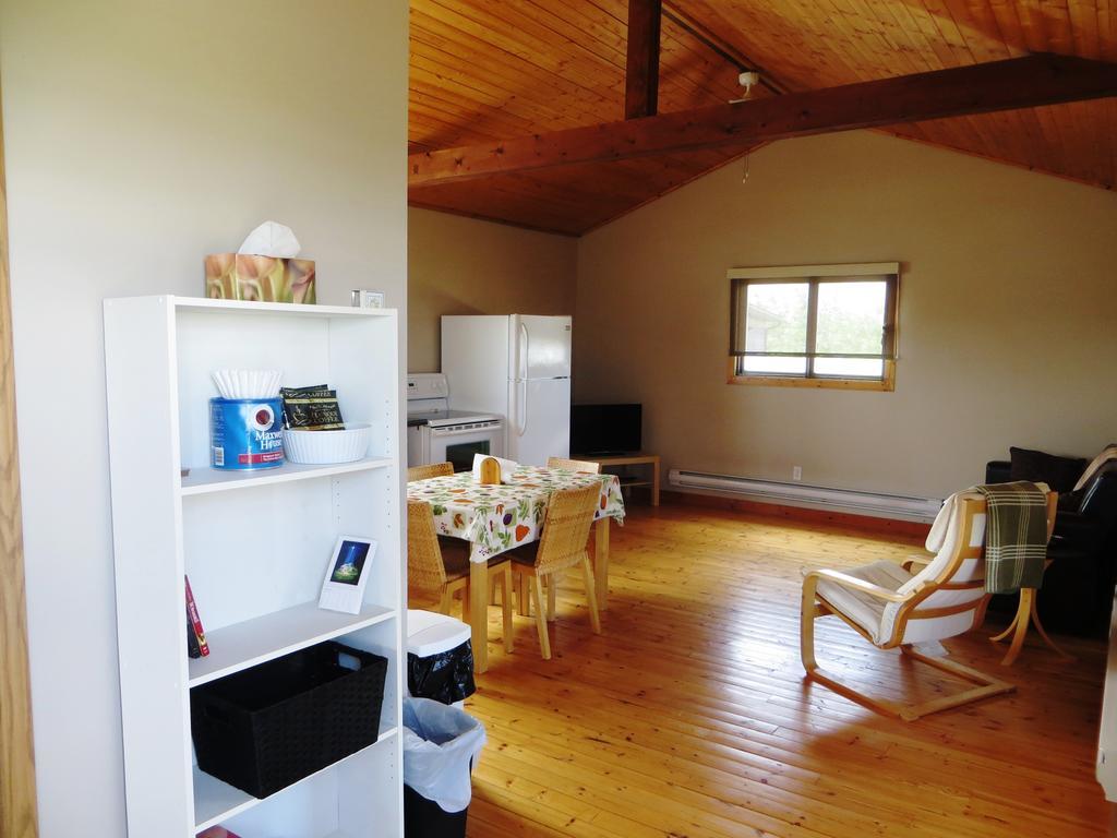 Foxlake Retreat 汉纳 客房 照片